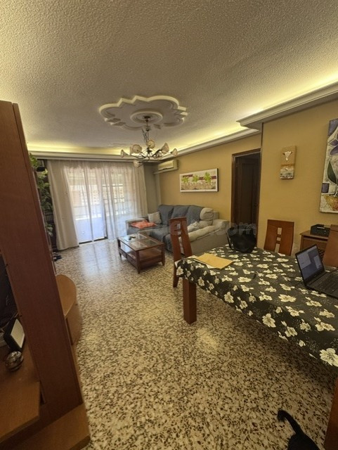 ESPECTACULAR PISO EN EL CENTRO DE CIUDAD REAL – LISTO PARA E - foto 2