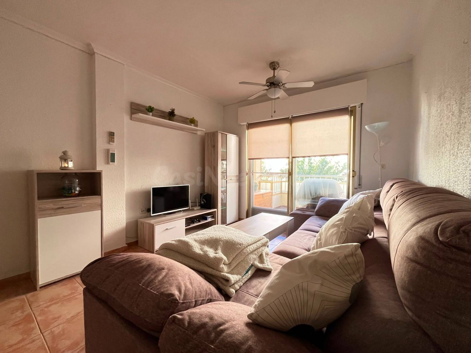 Amplio apartamento en Lo Pagan a pocos metros de la playa. Garaje incluido
