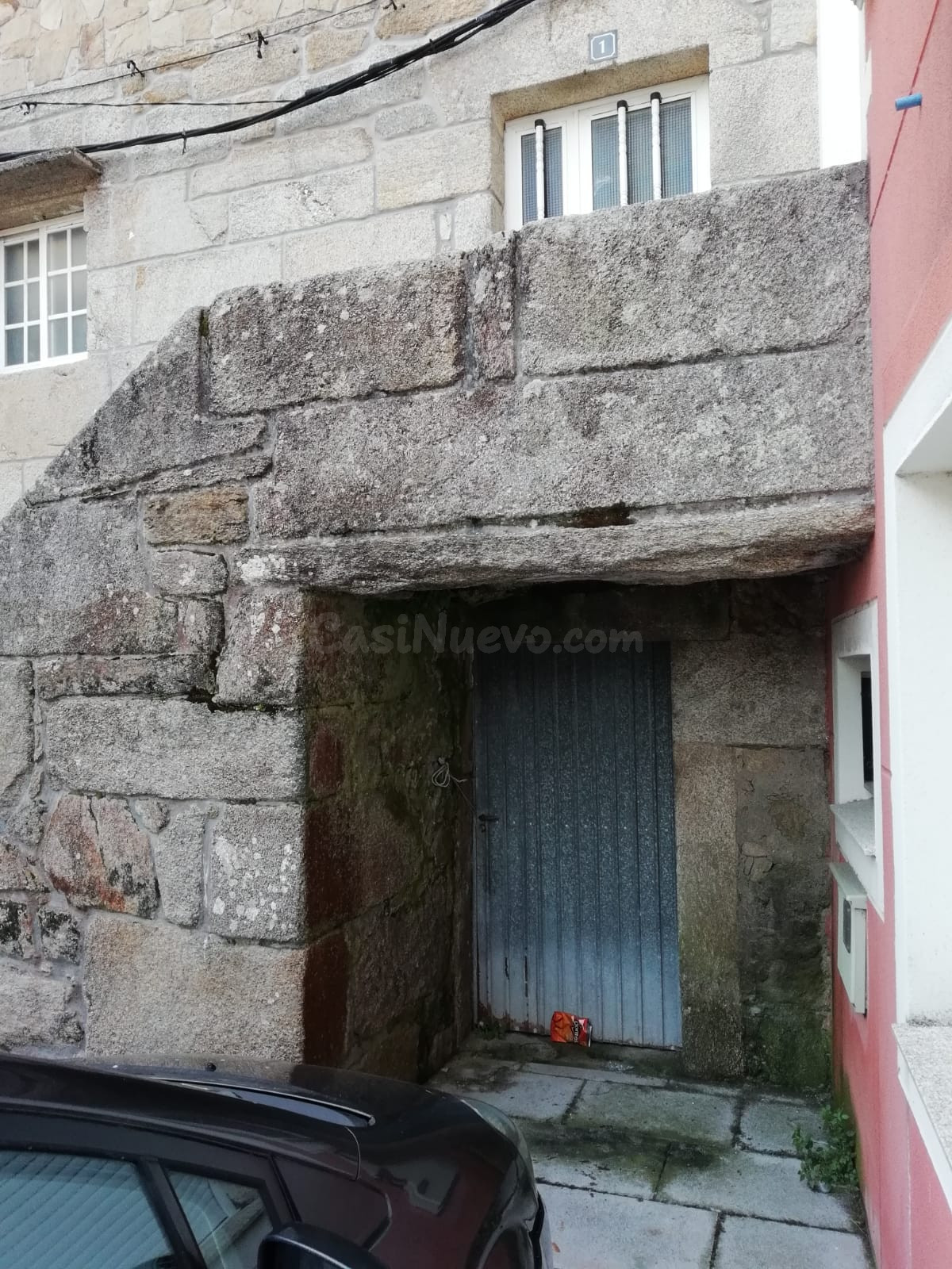 Se vende casa en Rehabilitación en centro de Laxe - foto 4