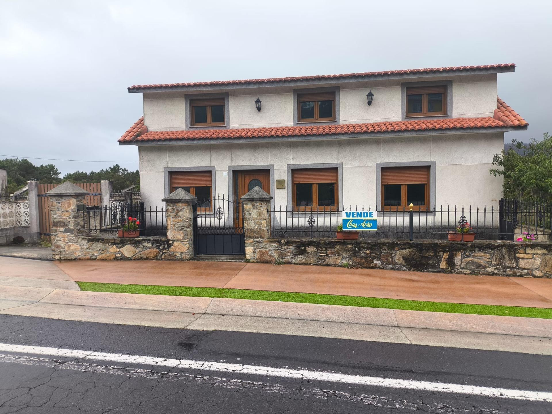Casa con terreno en Cabana de Bergantiños - foto 2