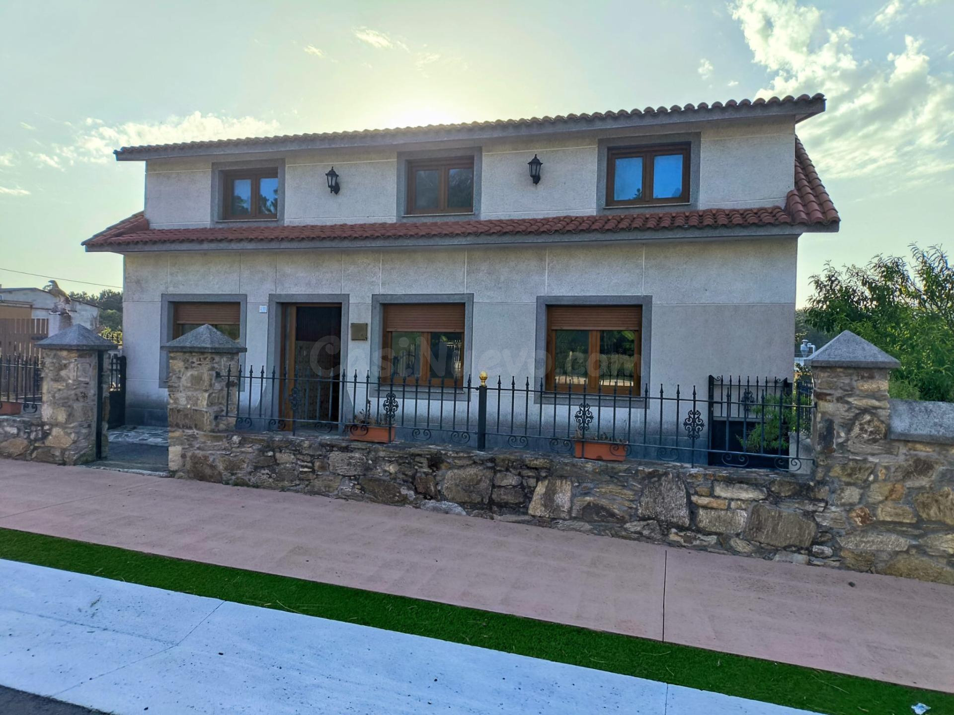 Casa con terreno en Cabana de Bergantiños - foto 5