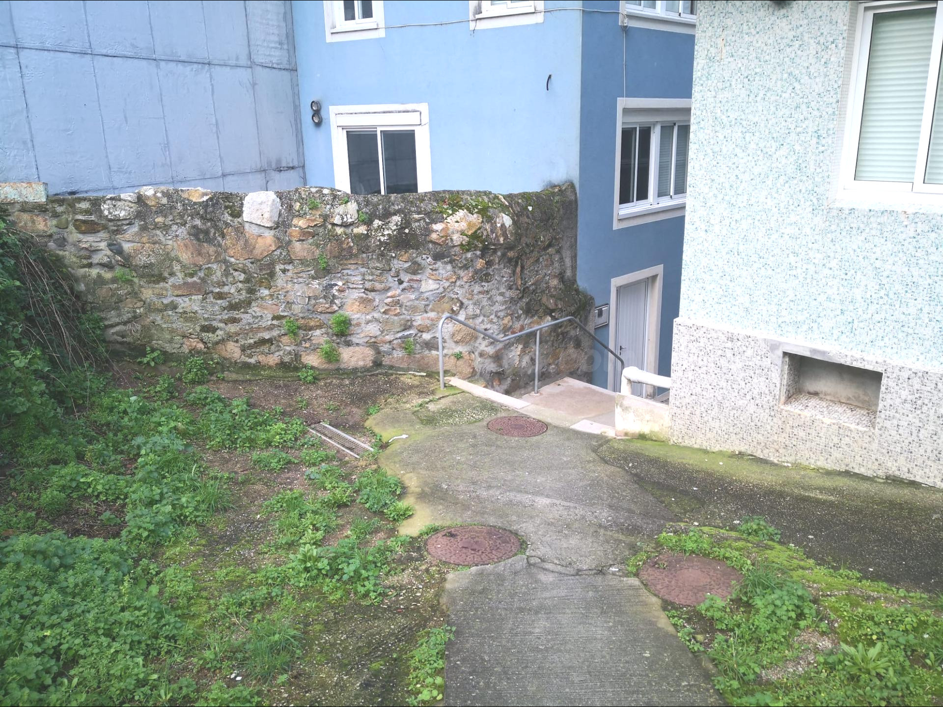 Solar urbano en el centro de Malpica de Bergantiños - foto 3