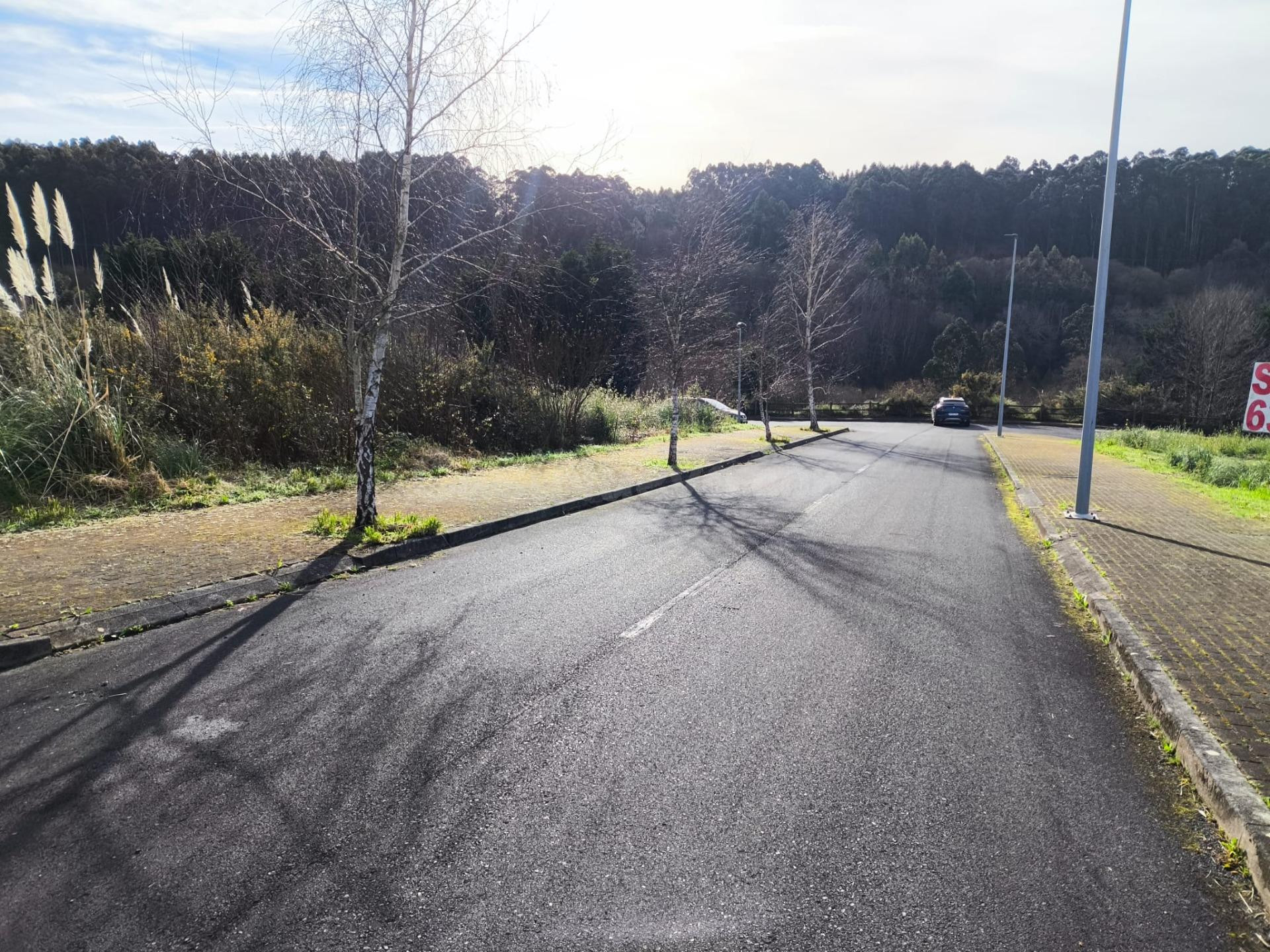 Magnífico terreno urbanizable de 877 metros en Miño, A Coruñ - foto 5