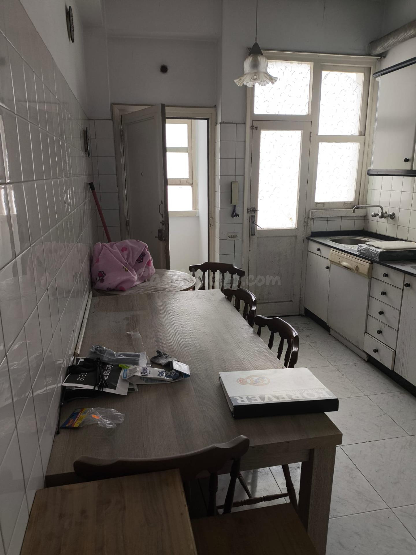 Gran Piso para reformar en calle Estrella , Carballo - foto 3