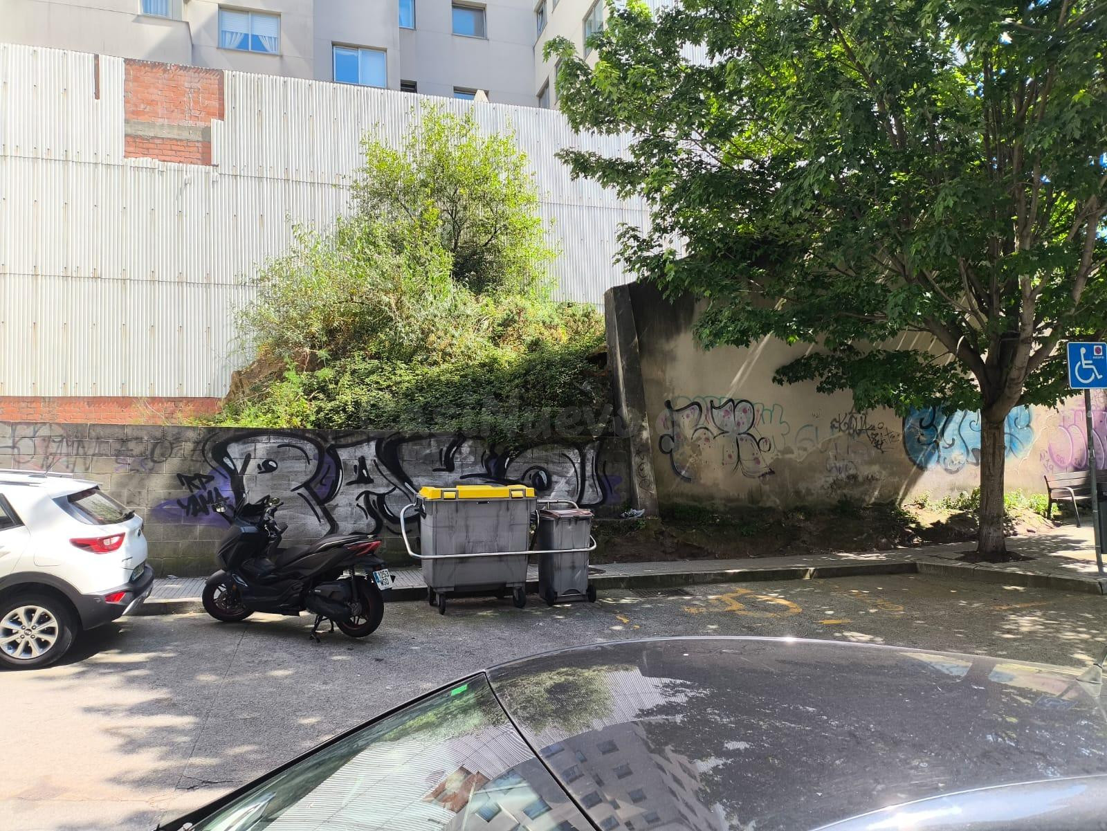 Solar en venta en A Coruña, con proyecto para 7 viviendas de - foto 5