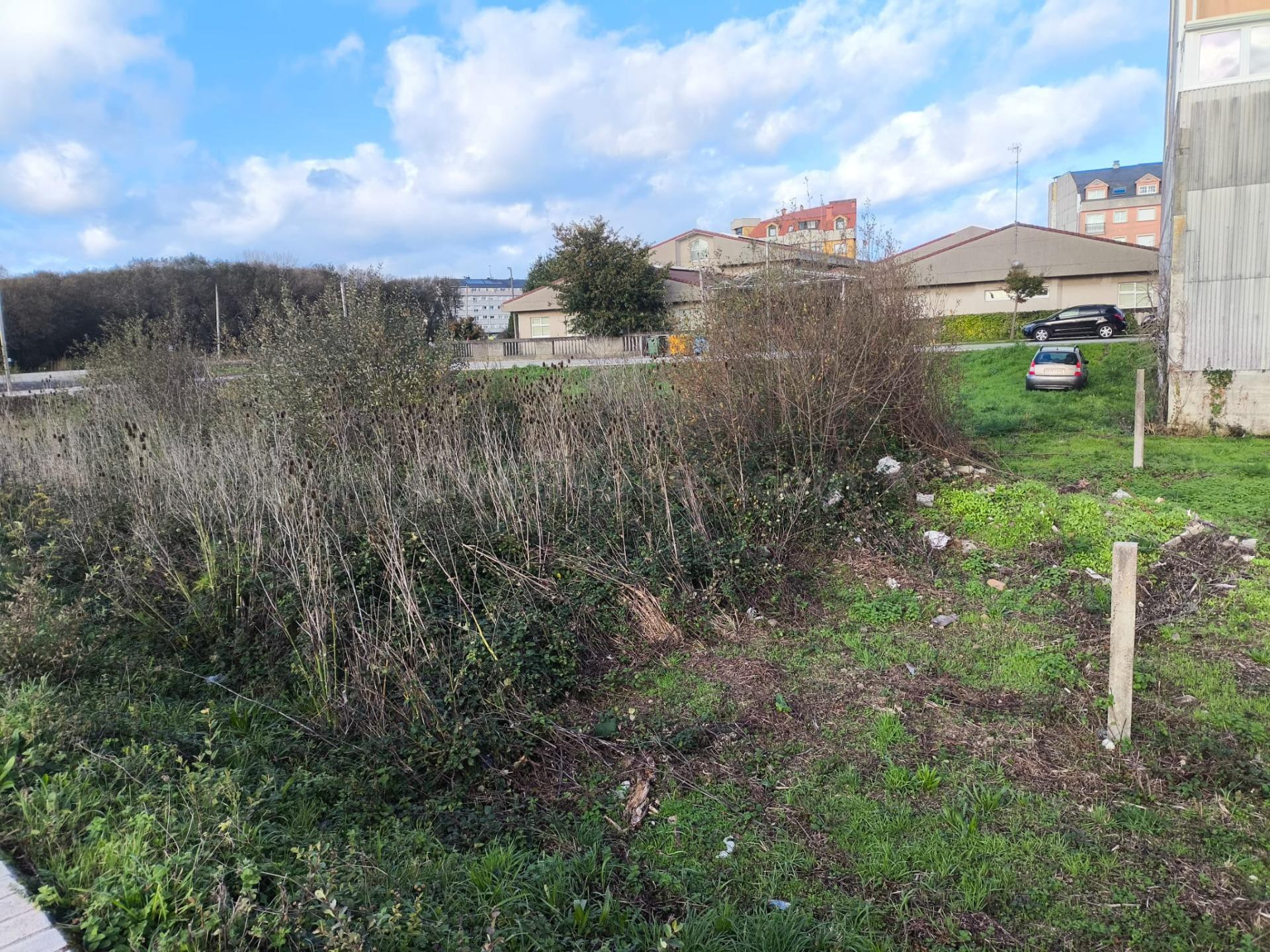 Oportunidad de Inversión en Carballo: Solares Contiguos para - foto 3