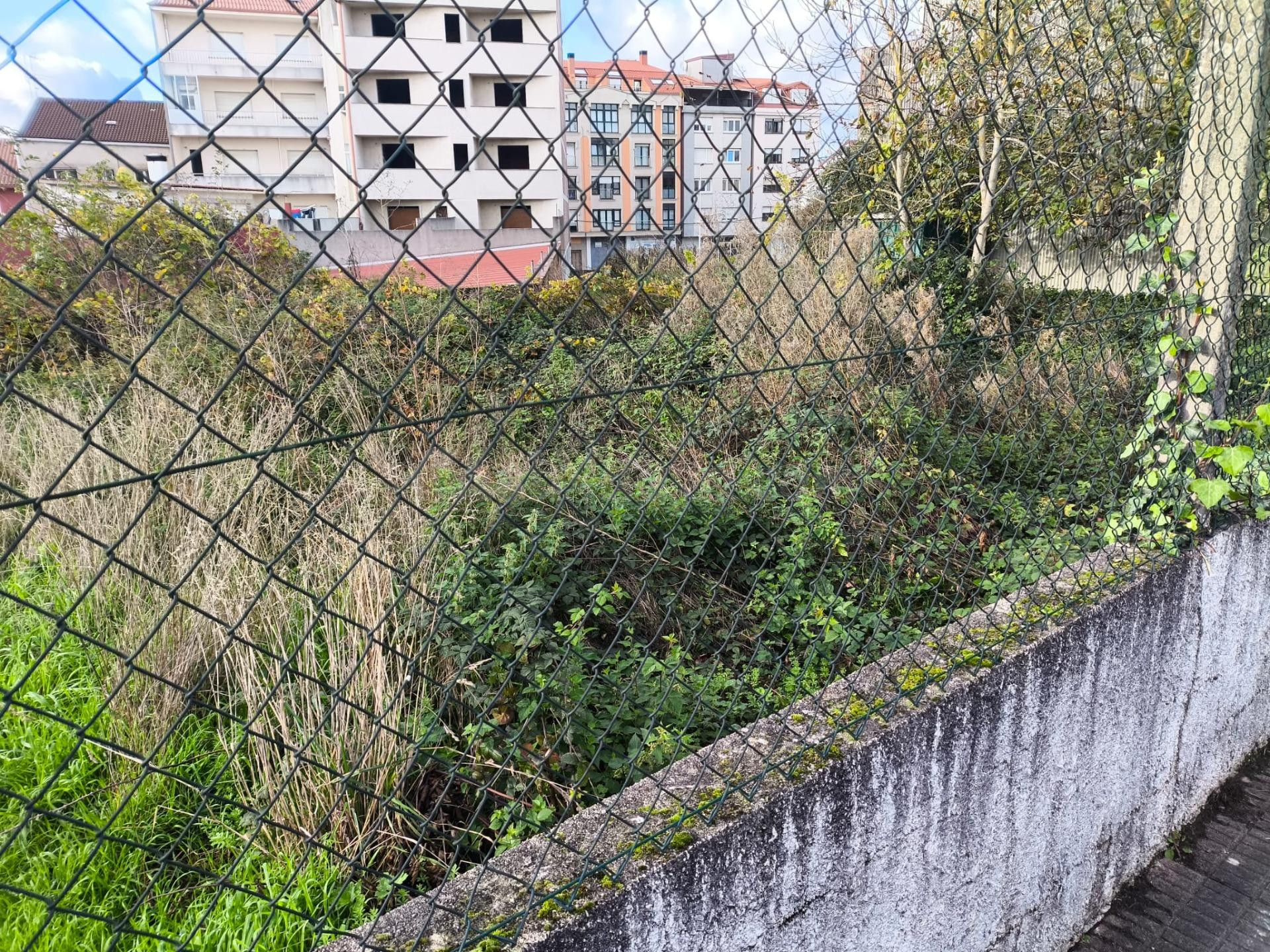 Oportunidad de Inversión: Terreno Urbano en Carballo, Zona C - foto 3
