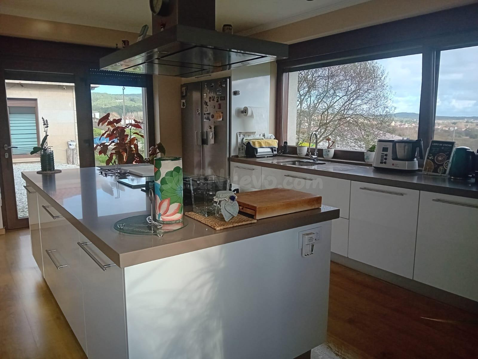 Exclusiva Casa en Cances da Vila, Carballo - Ideal para Fami - foto 4