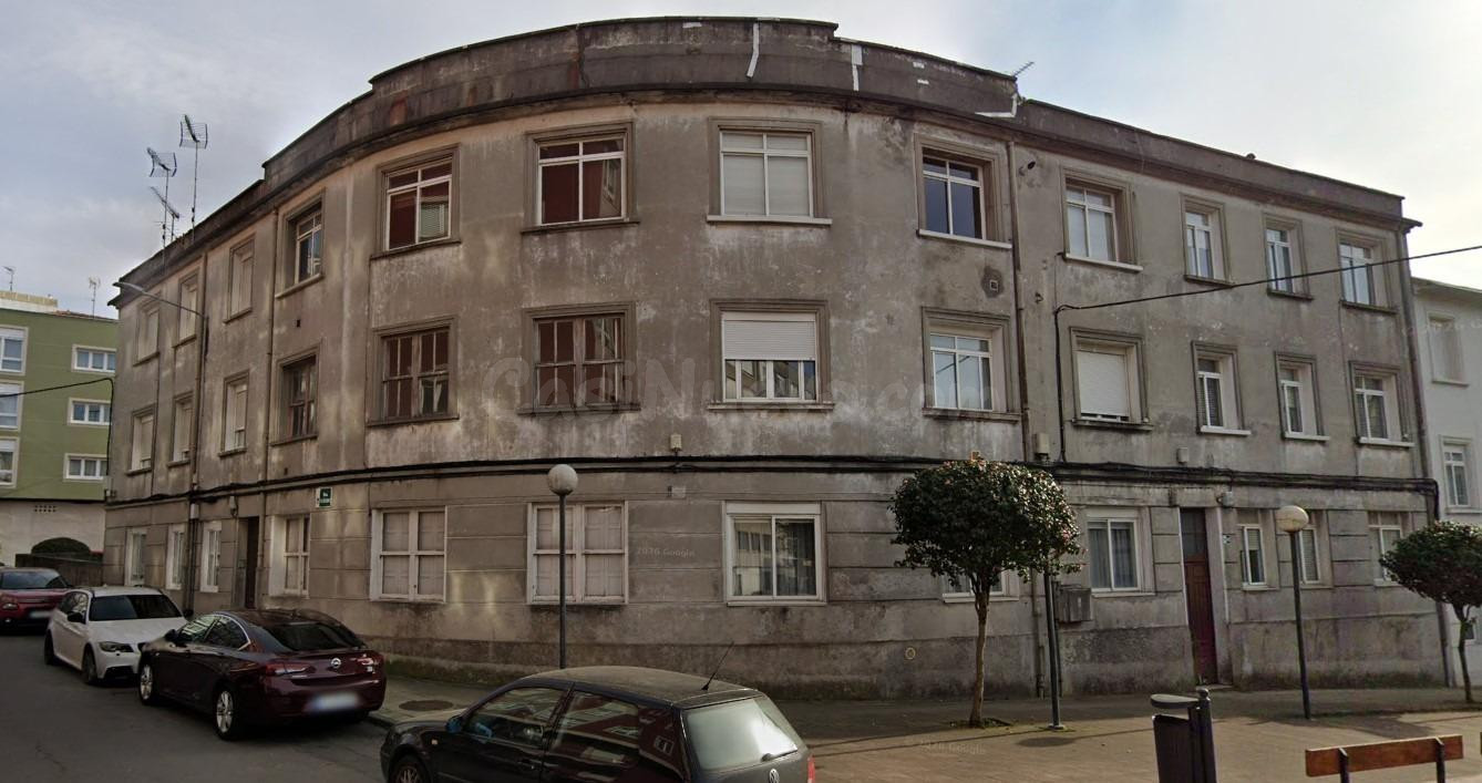 Oportunidad de Inversión: Dos Bloques de Edificios en Ubicac