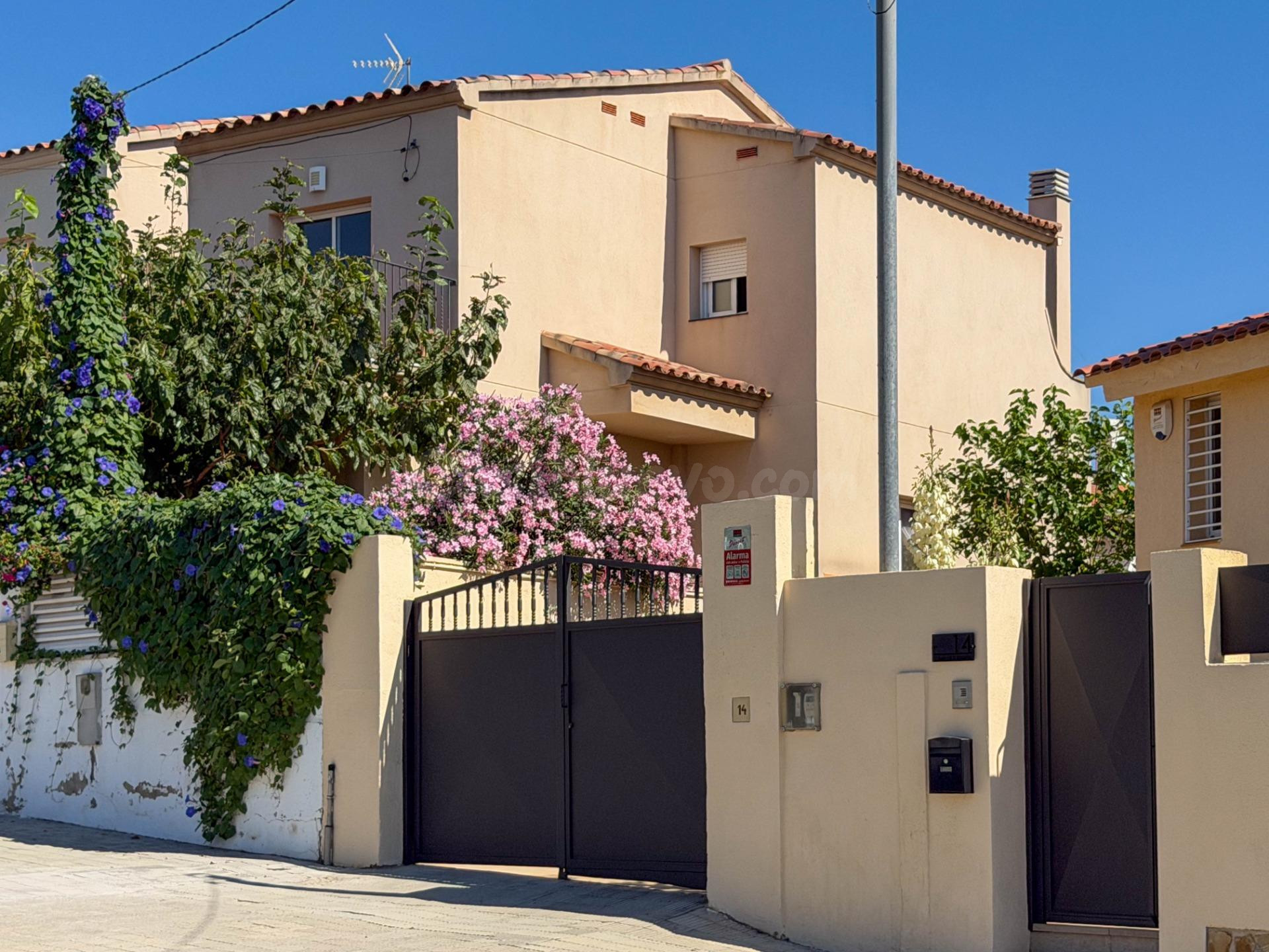 Agencia Inmobiliaria en Barcelona. Casa en Venta en Altafulla