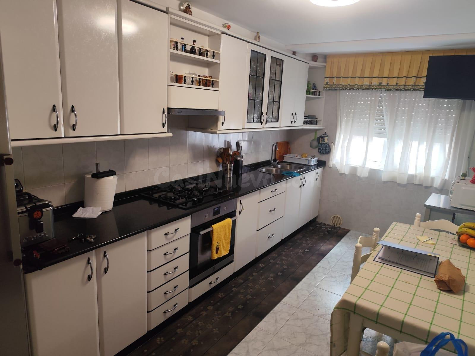 Piso de 3 dormitorios en Zona Fogar - foto 5