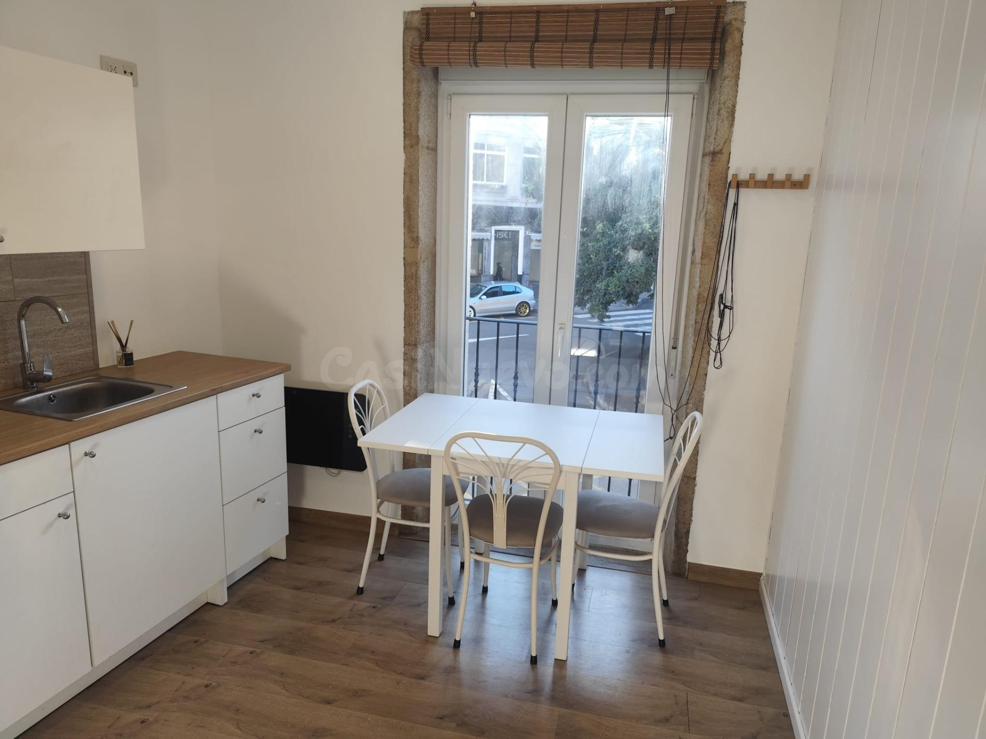 Apartamento en el centro de Carballo - foto 2