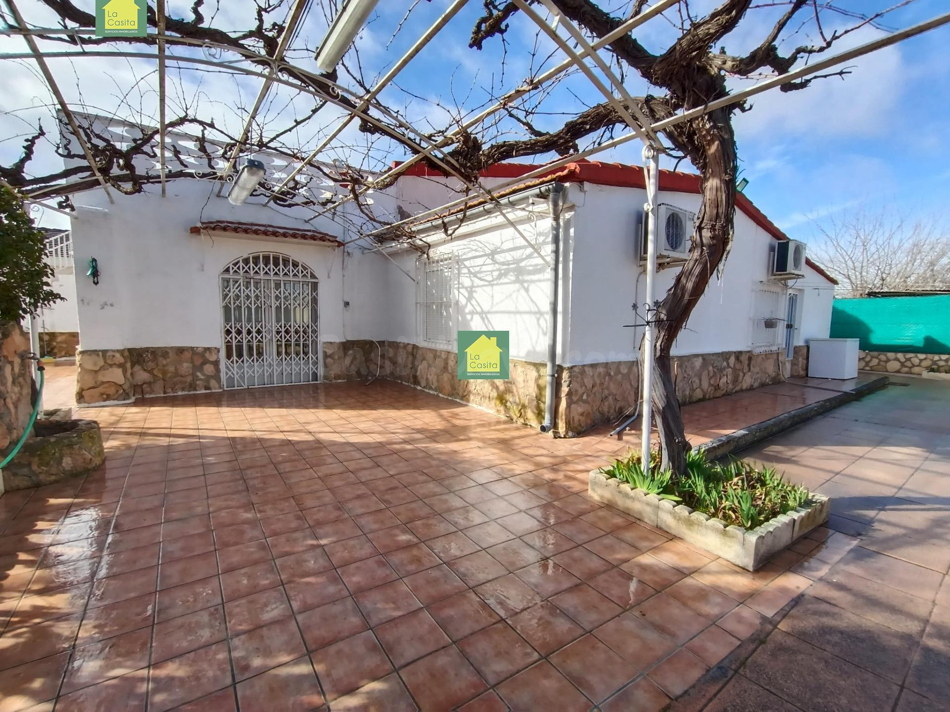 LA CASITA INMOBILIARIA VENDE MAGNIFICA PARCELA EN LOS PRADOS - foto 4