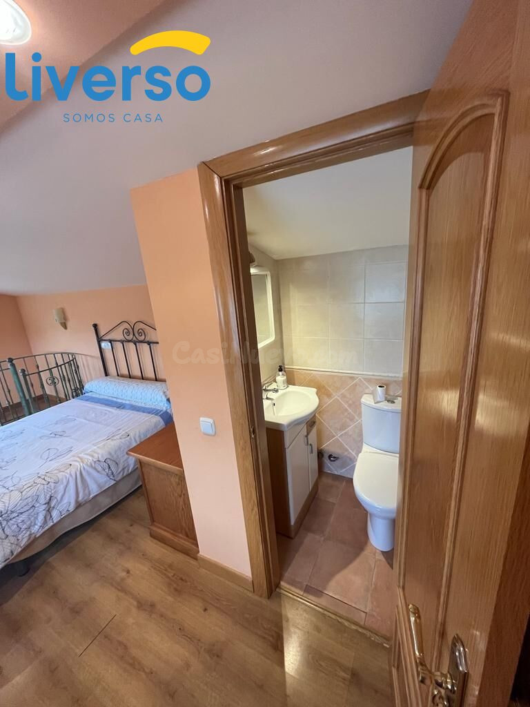 Se vende apartamentos turísticos con parcela y nave a 30 km  - foto 5