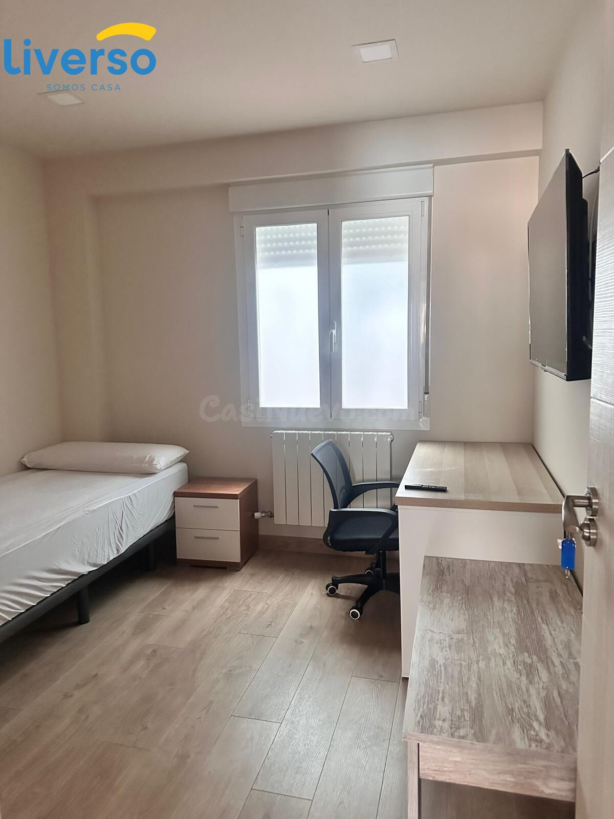 habitaciones tipo estudio con baño propio y gastos incluidos, 450 Y 550 UNA CON BAÑO PRIVADO