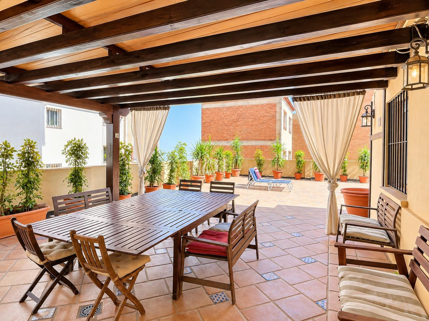 VIVIR EN LOS BOLICHES CON 130 M2 DE ESPACIO EXTERIOR