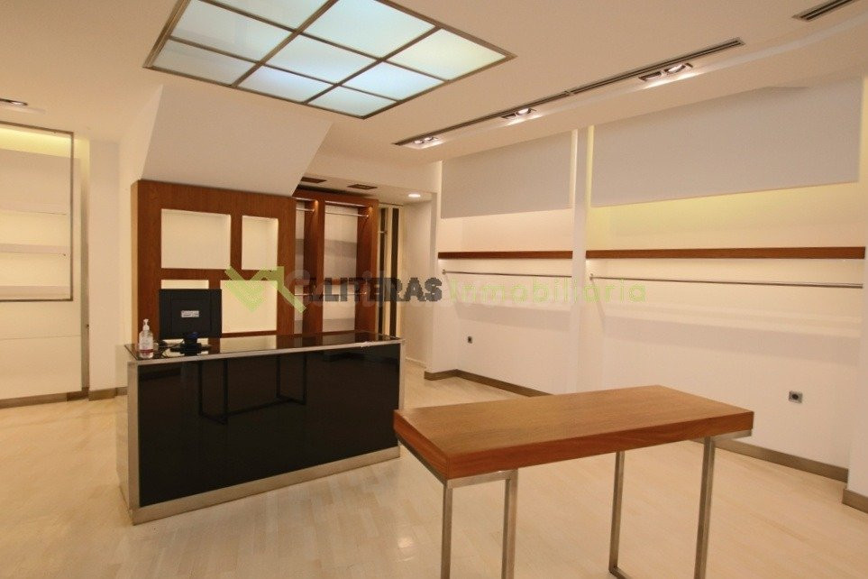Amplio local comercial en centro de Inca - foto 3