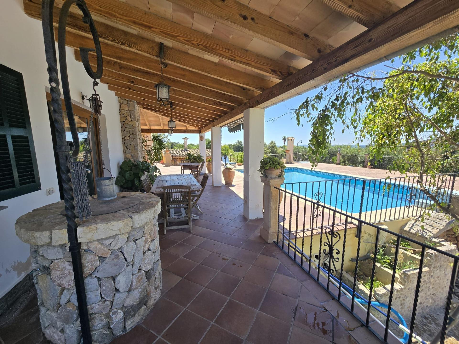 Espléndido Chalet en Campanet con Amplias Terrazas y Piscina - foto 2