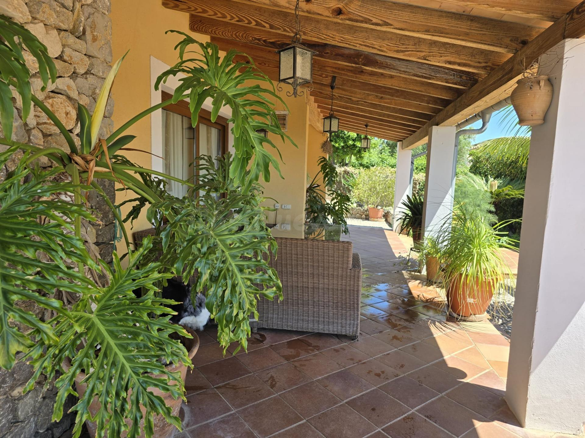 Espléndido Chalet en Campanet con Amplias Terrazas y Piscina - foto 3