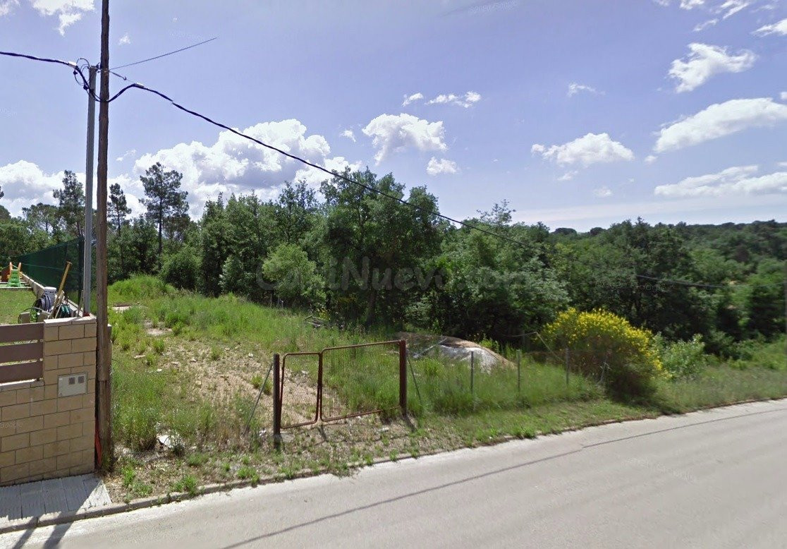 Parcela de terreno de 1.126 m2 en venta en Santa Coloma de F - foto 5