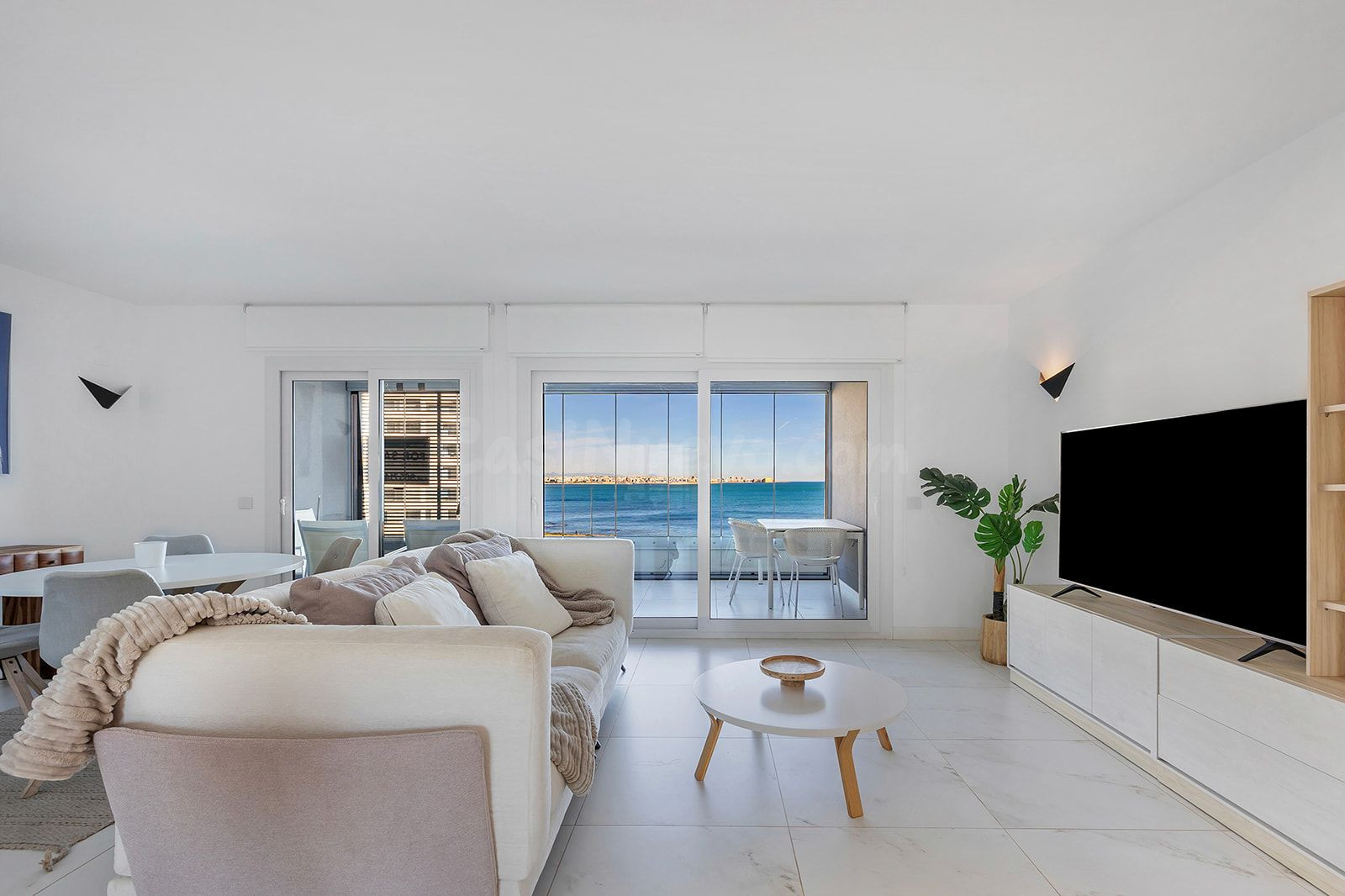 Apartamento 2 habitaciones 122m² en venta - Punta Prima