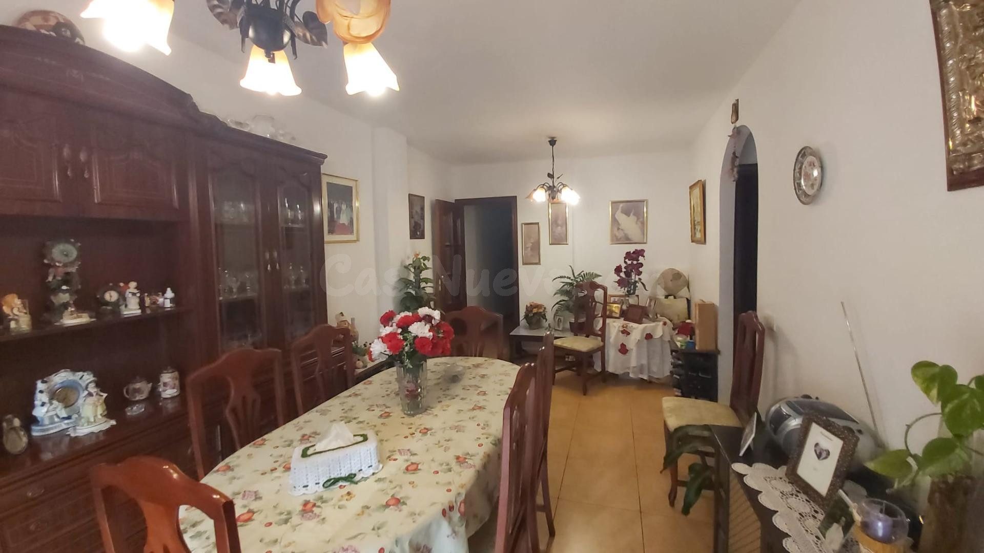Piso amplio con garaje en Realejo Alto - foto 5