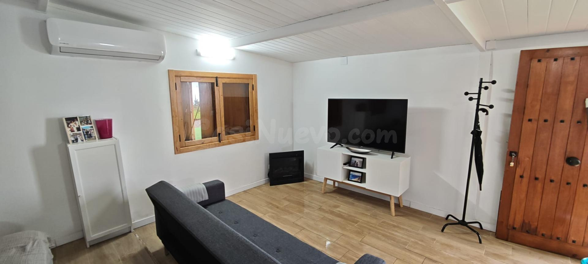 Se vende finca rústica con casa de madera y vistas al Teide  - foto 5