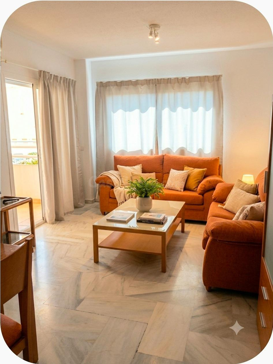 PRECIOSO PISO COMPLETAMENTE NUEVO · 90 m2 · 2 DORMITORIOS · GARAJE · TRASTERO · PISCINA