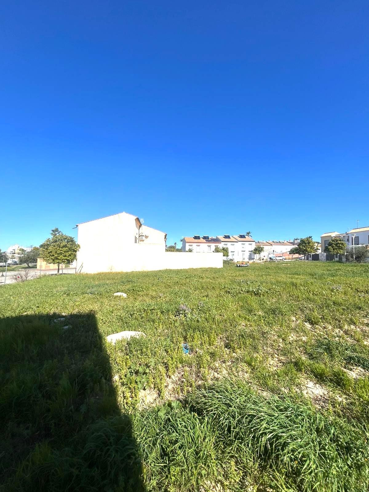 Venta de solares urbanos en Gerena (Sevilla) - foto 2
