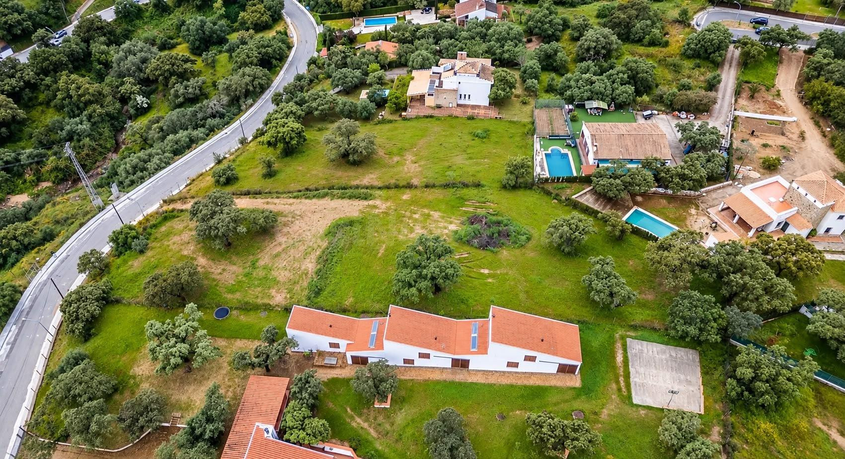 PARCELA URBANA DE 3.000 m2 EN LAS PAJANOSAS – CALLE ROMA - foto 2