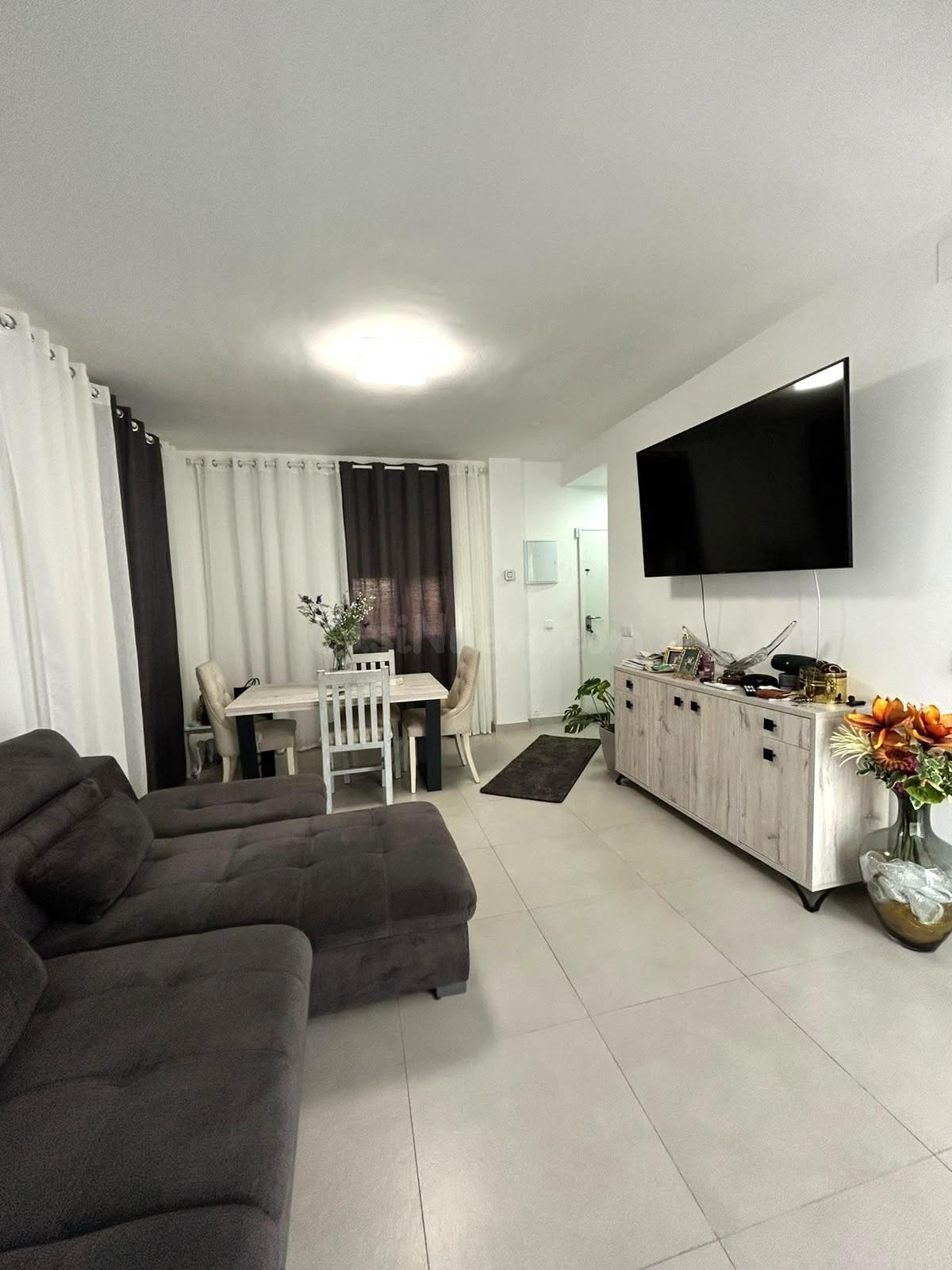 GRAN VIVIENDA EN VENTA EN BURGUILLOS | UNA VIVIENDA, DOS POSIBILIDADES
