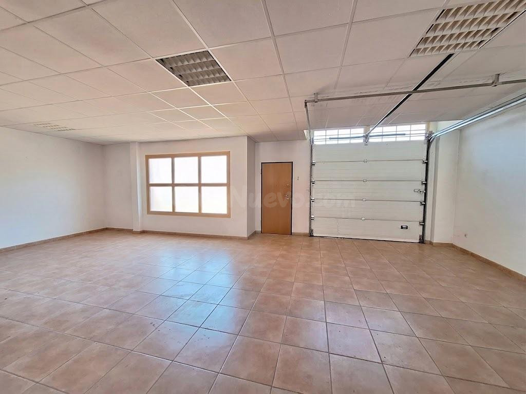 Gran casa familiar en el centro de Pinoso con un garaje exce - foto 4