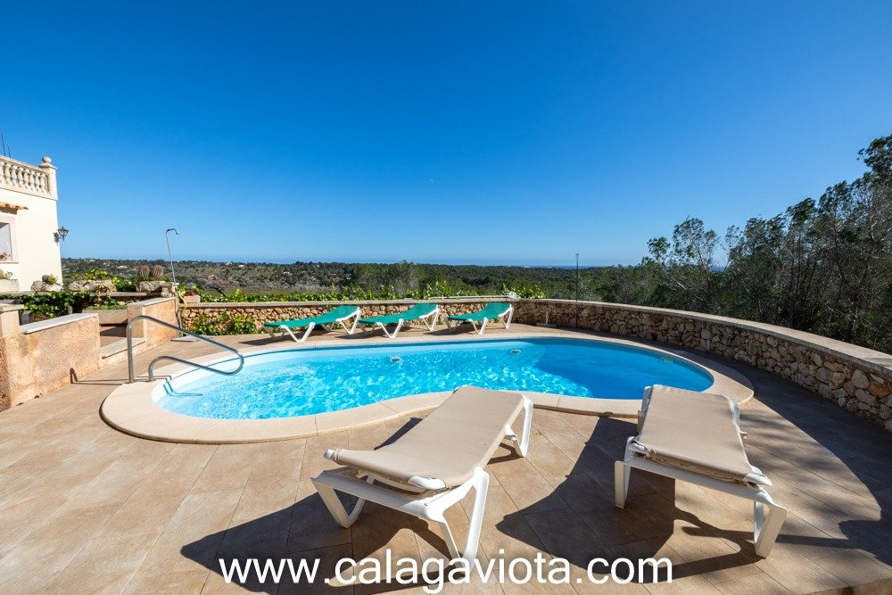 Precioso chalet con vistas al mar - foto 3