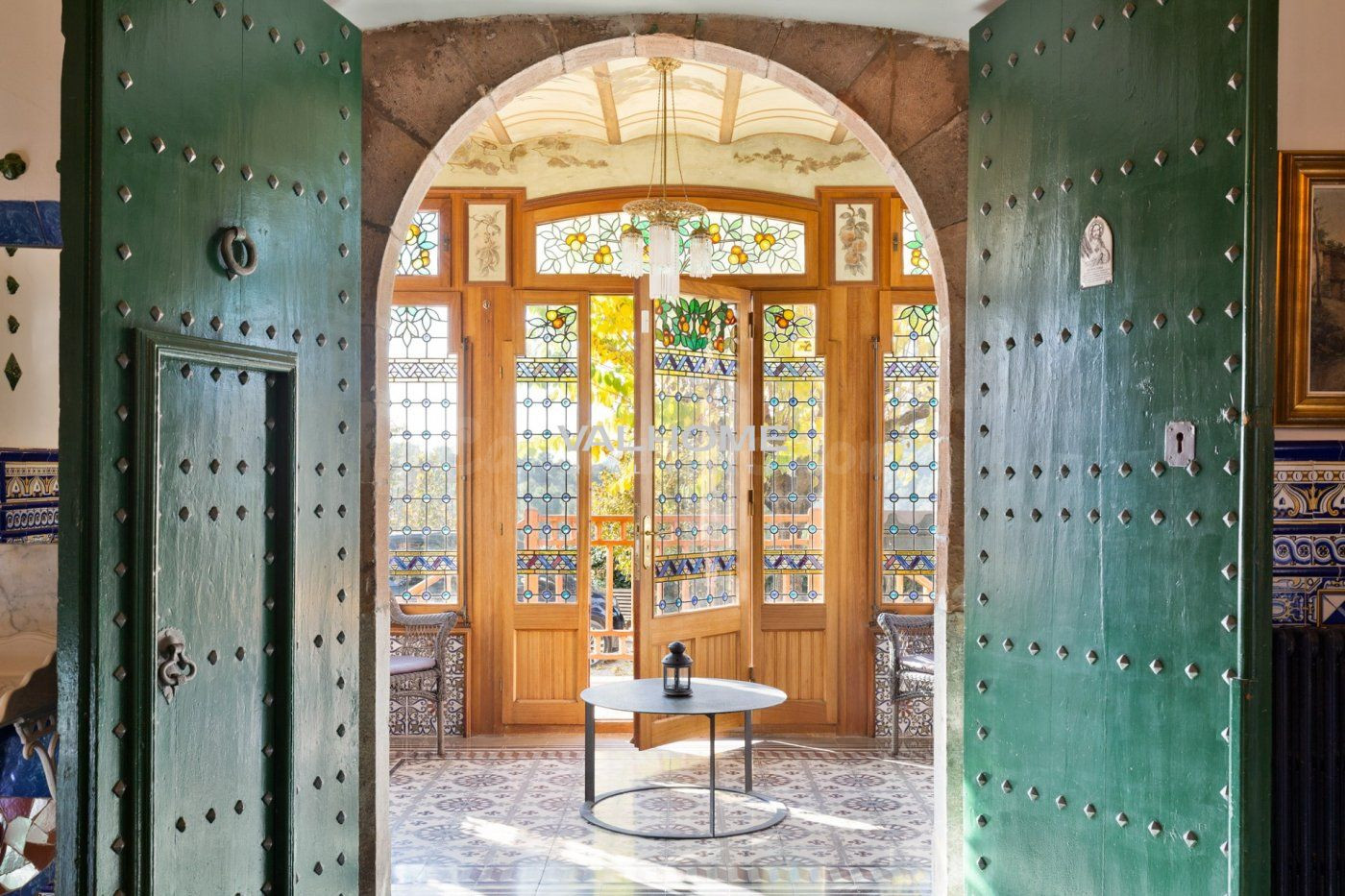Villa modernista habilitada como hotel-boutique con 157 hect