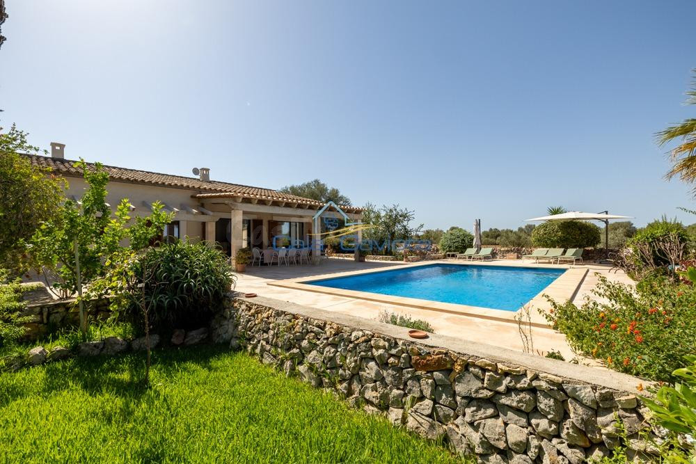 Chalet de estilo mallorquín cerca de Felanitx - foto 4