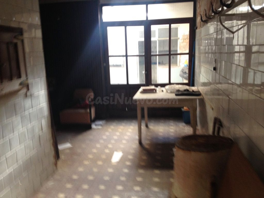 Casa VENTA en Castellón zona Centro Clavé-Rey Don Jaime, 360 - foto 2