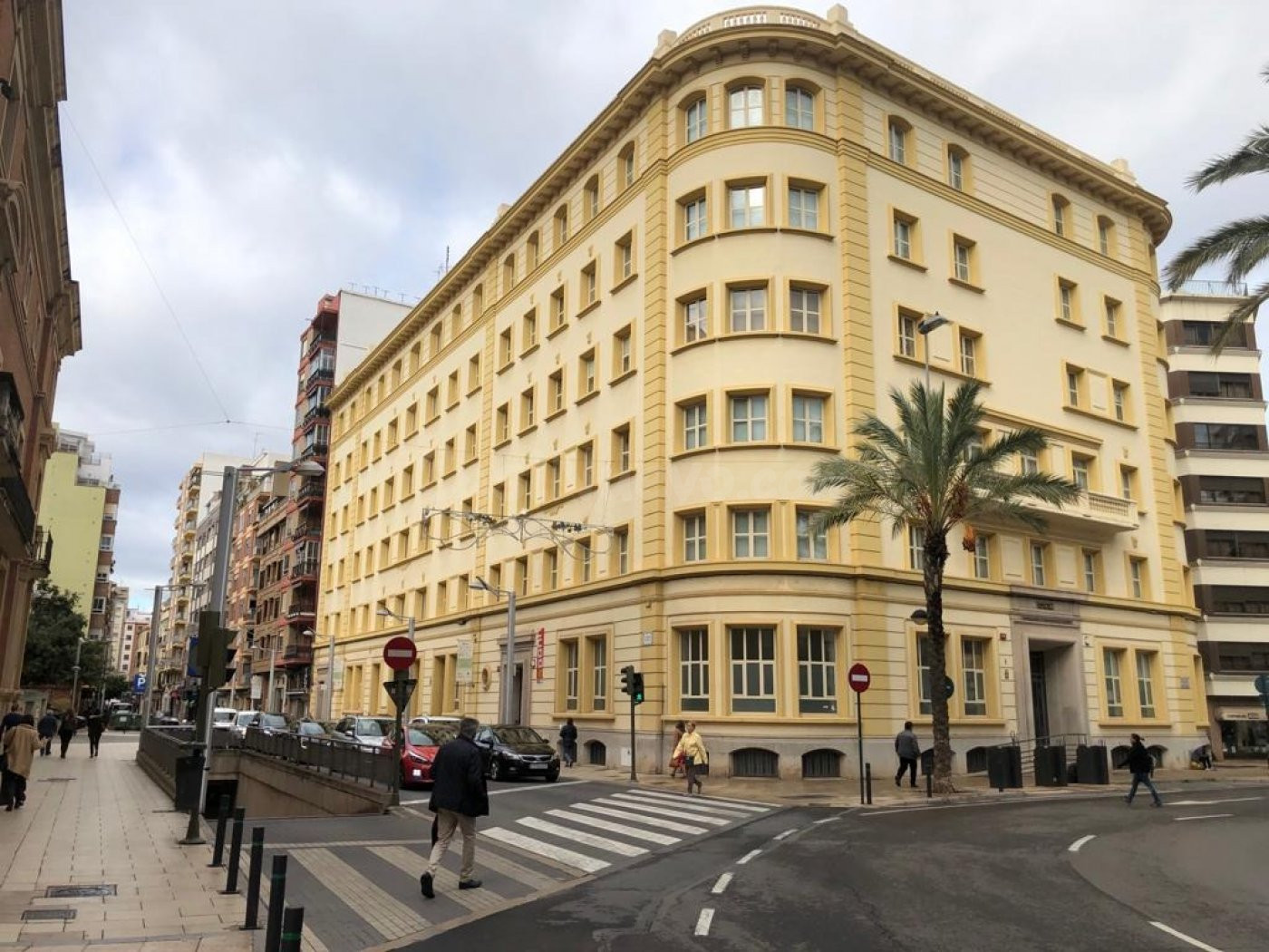 Local comercial VENTA en Castellón, zona Pz Maria Agustina, 
