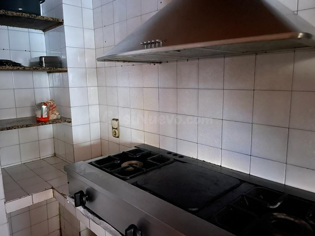 Local comercial VENTA en Castellón, Calle Trinidad 32. Con l - foto 5