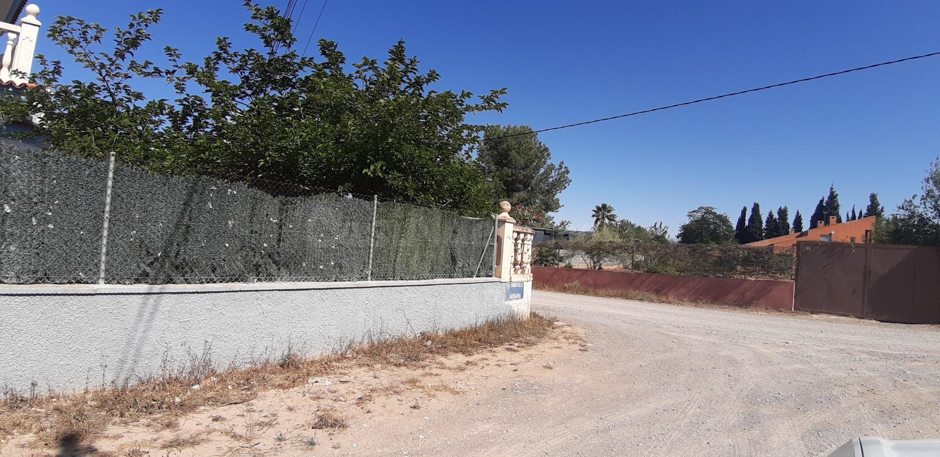 ATENCIÓN INVERSORES!!!!  TERRENO URBANIZABLE EN LA CONARDA. - foto 5