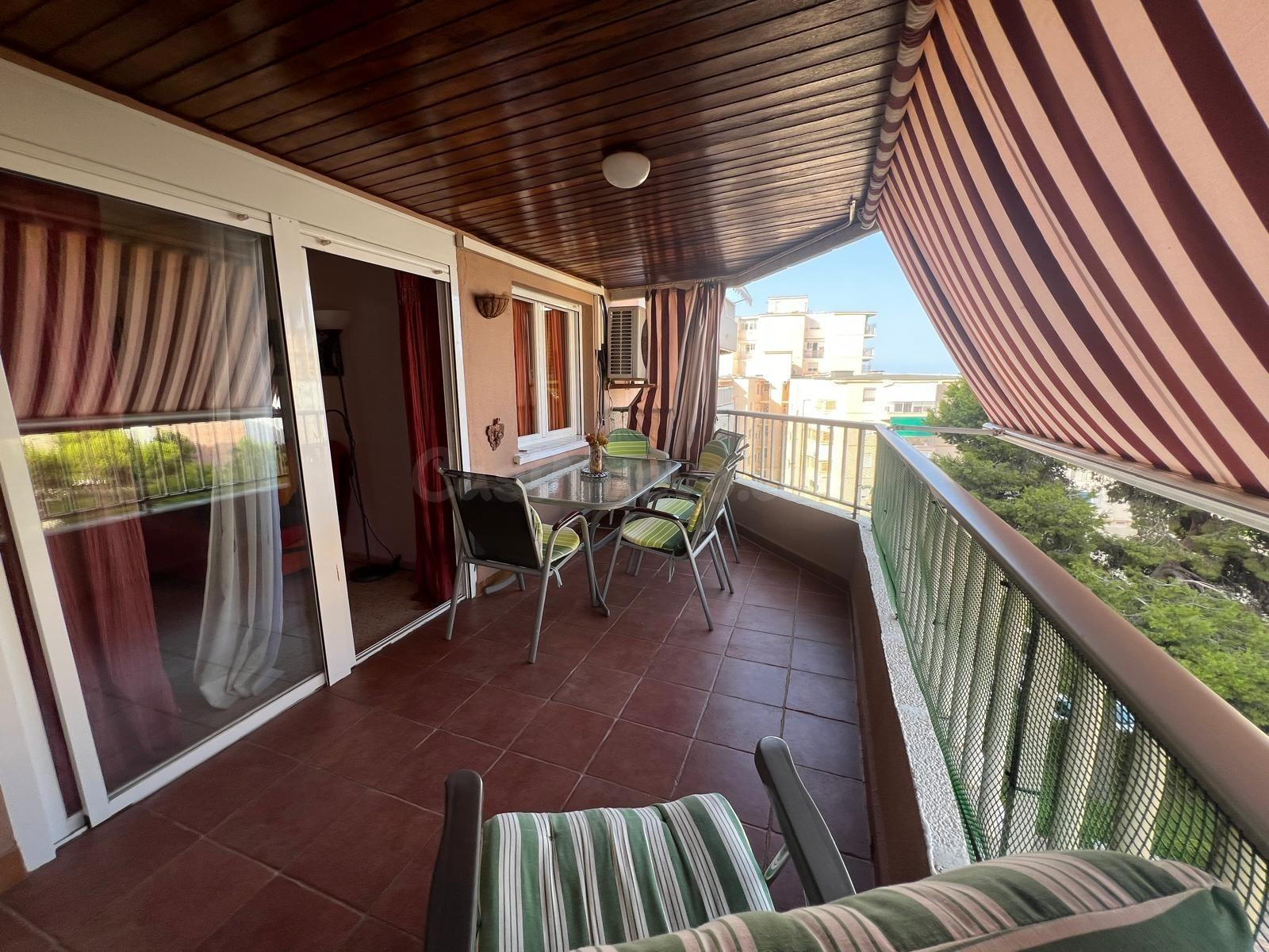 Apartamento en alquiler de temporada en Playa de Gandía — Se - foto 2