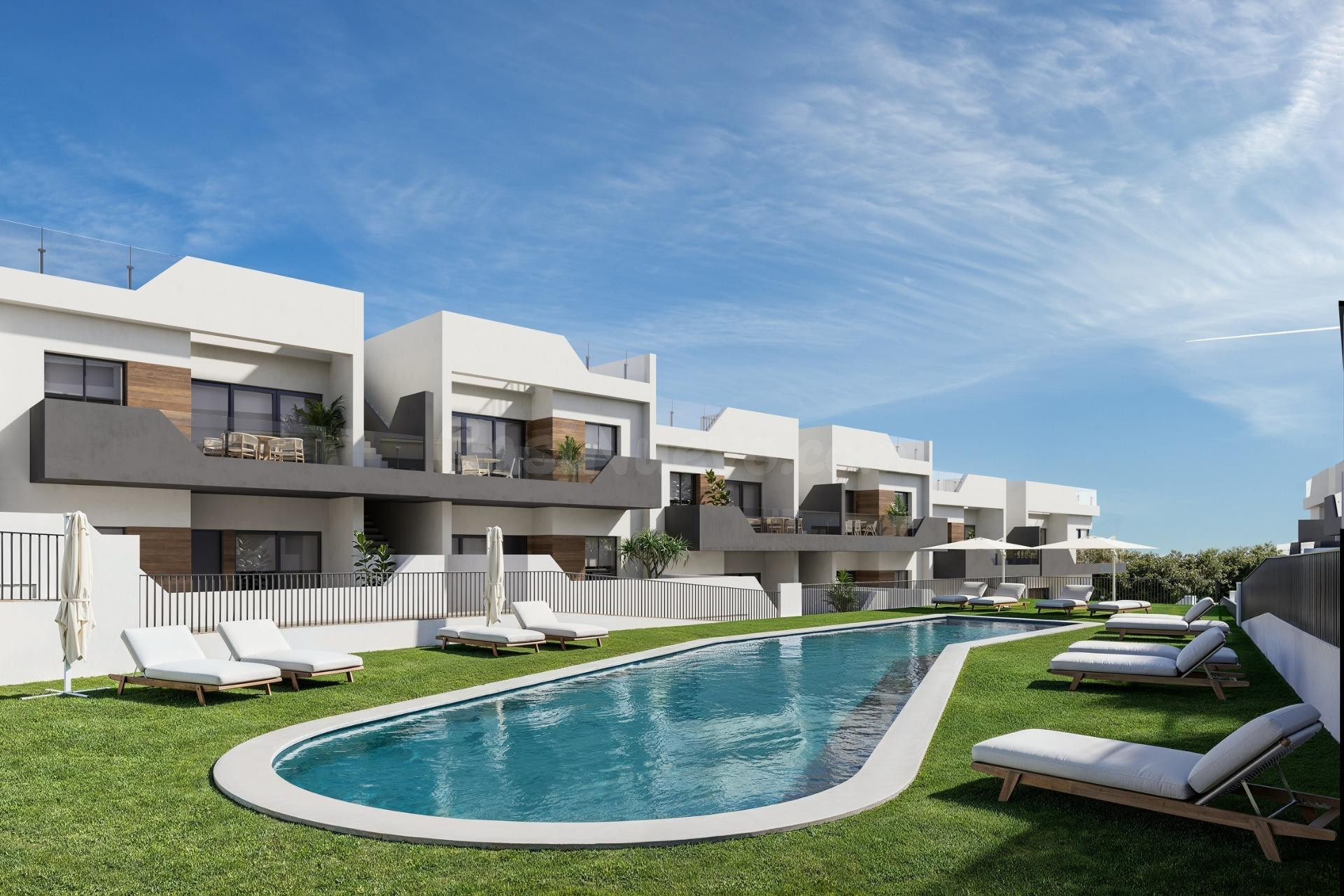 BUNGALOWS DE OBRA NUEVA EN SAN MIGUEL DE SALINAS