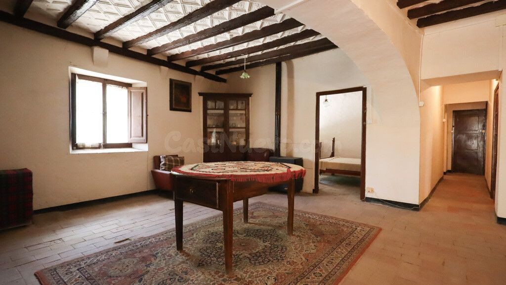Casa de pueblo en les Escaules, Boadella d'Empordà. - foto 2