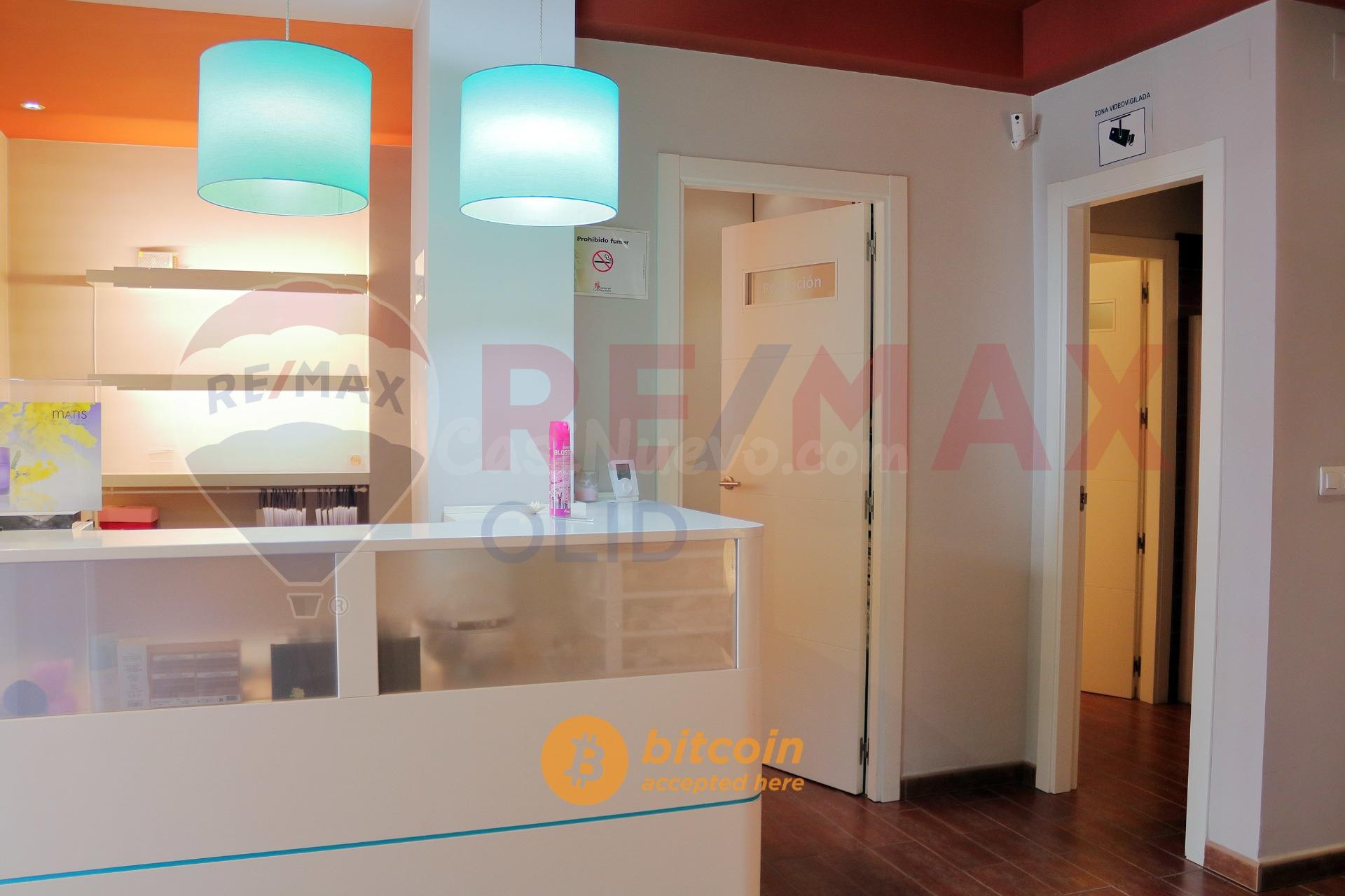 Local comercial con posibilidad de cambio de uso a vivienda  - foto 3