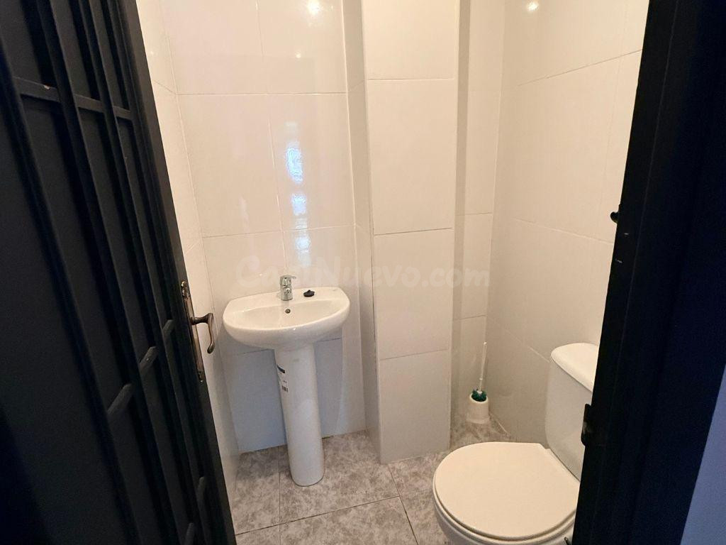Oportunidad de Inversión Estratégica en Jaén: Local Comercia - foto 2