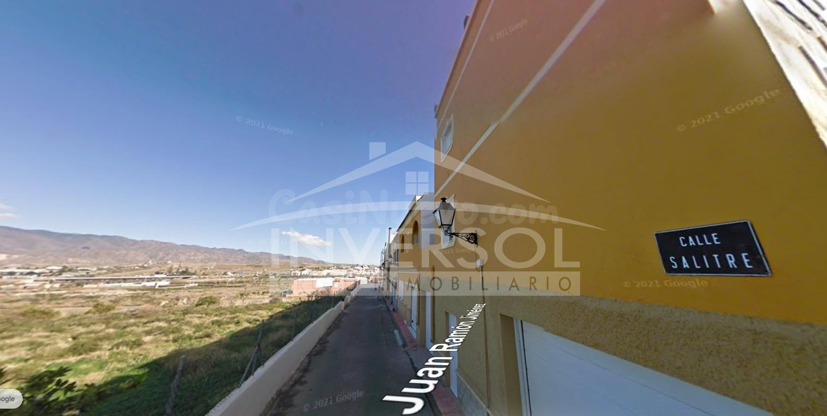CASA INDEPENDIENTE EN JUAN RAMON JIMENEZ - foto 2