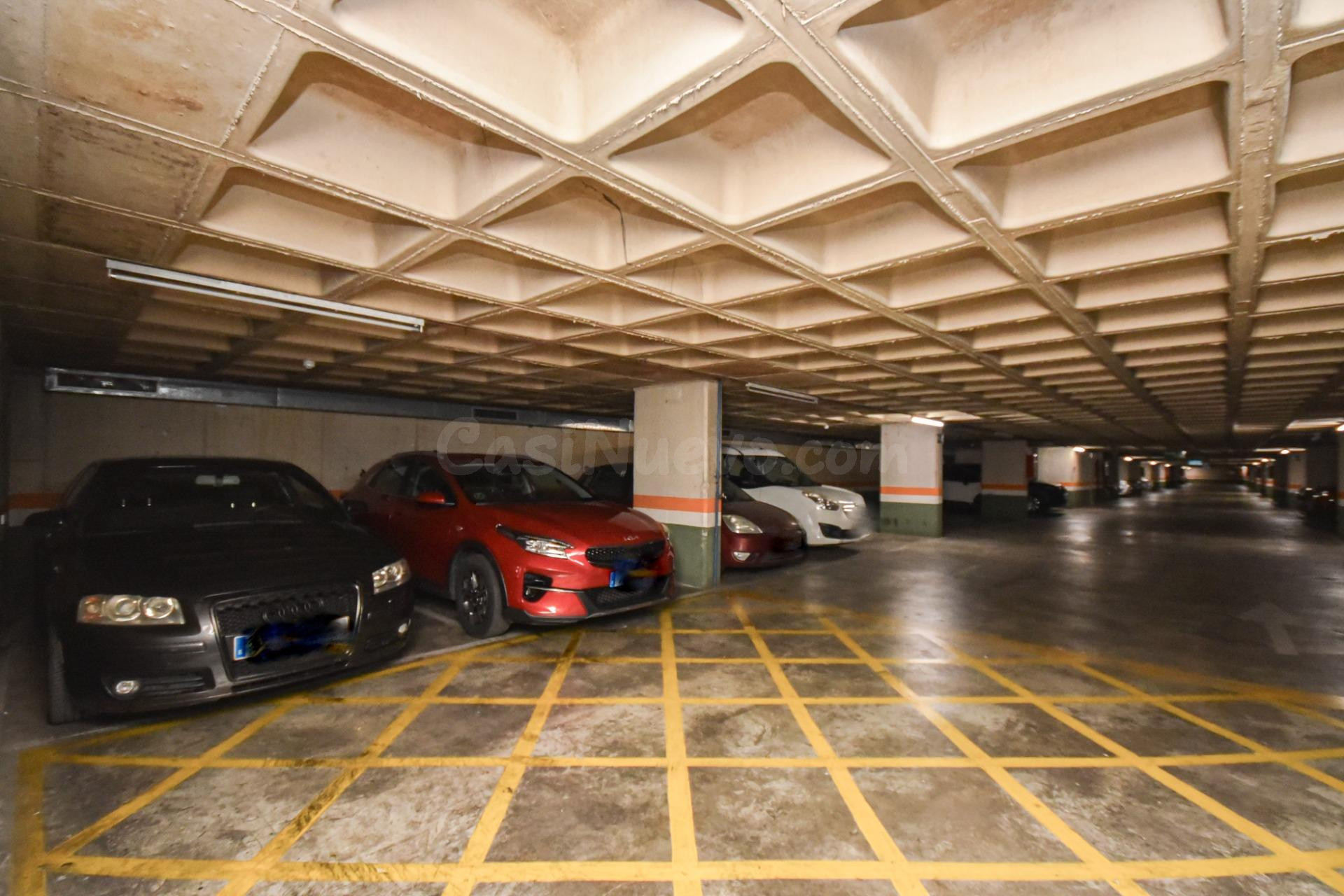 Plaza de aparcamiento disponible para la venta en zona Forti - foto 2