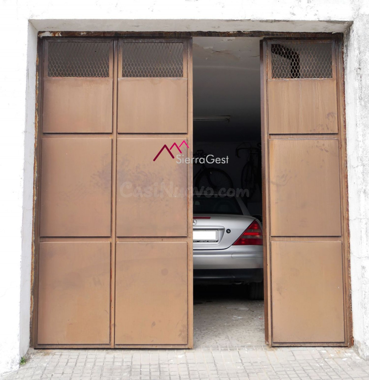 VENTA GARAJE INDEPENDIENTE UBRIQUE