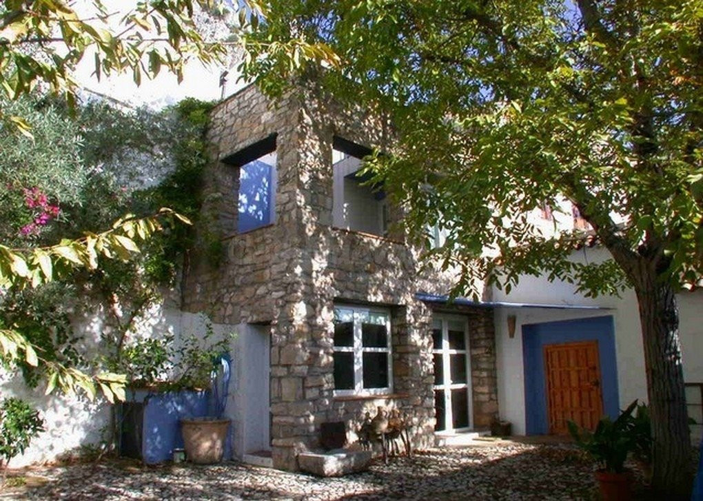 VENTA CASA EN PLENA NATURALEZA. VILLALUENGA