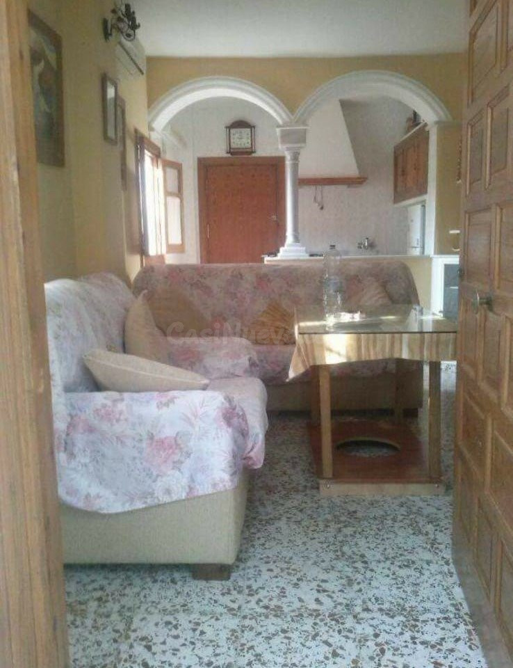 VENTA PARCELA CON CASA + PISCINA. ARCOS DE LA FRONTERA - foto 2