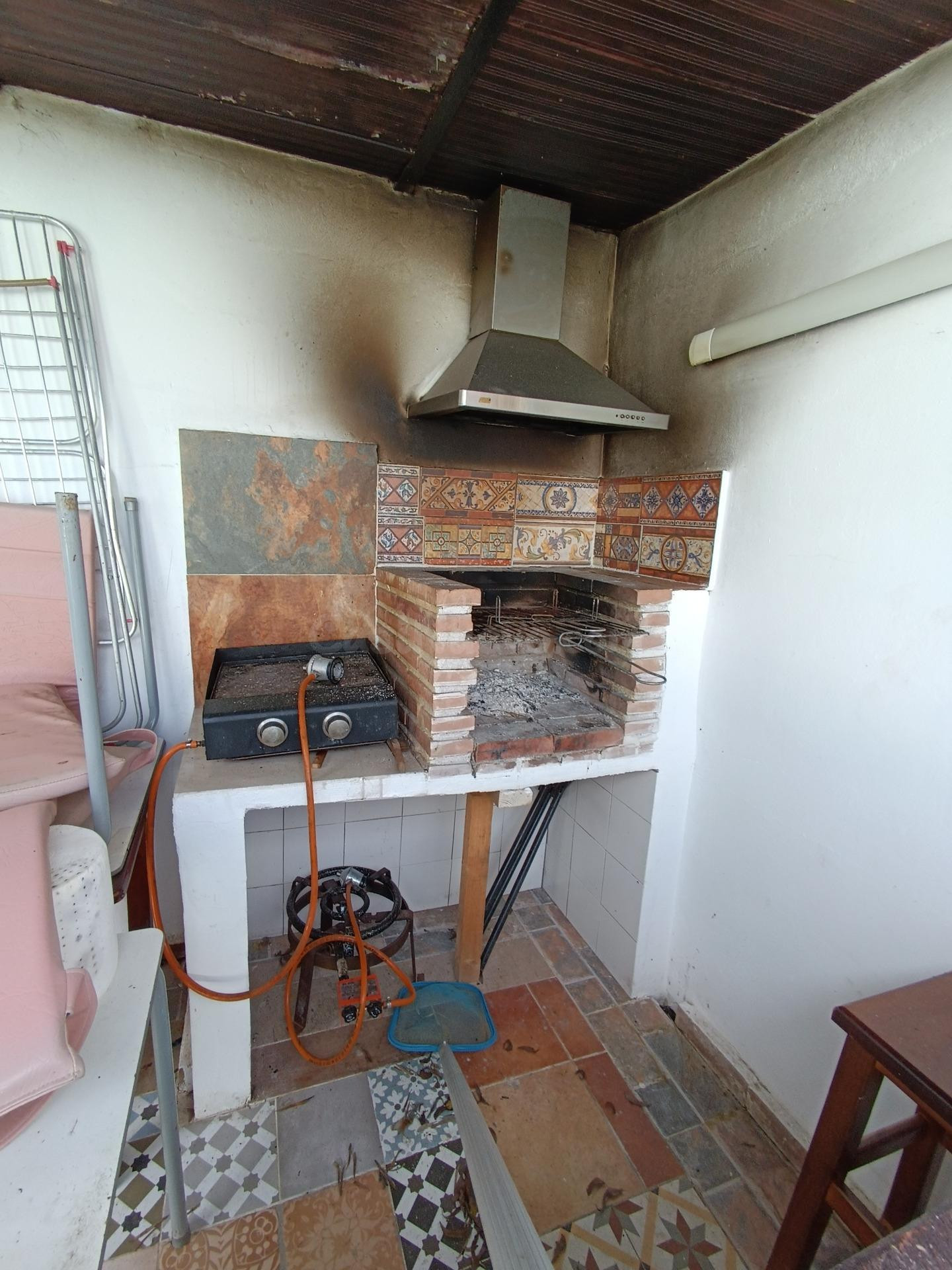 VENTA PARCELA CON 2 CASAS Y 2 PISCINAS. VILLAMARTIN - foto 4
